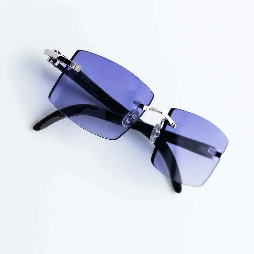 Cartier White Horn Glasses with Platinum Detail & Smoke Purple Lens CT0046O-002 - Image 3